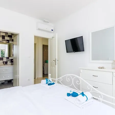 Casa de Férias Beautiful In With Wifi