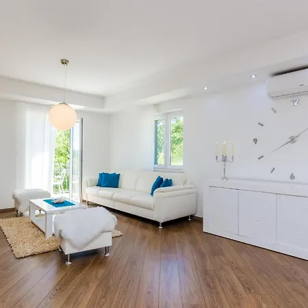 Beautiful In With Wifi Casa de Férias Gromaca