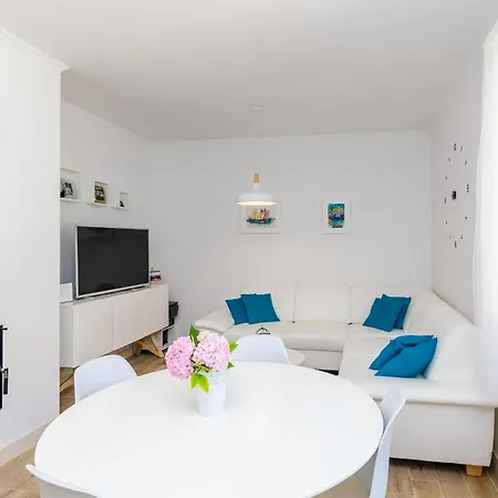 Dom wakacyjny Beautiful In With Wifi