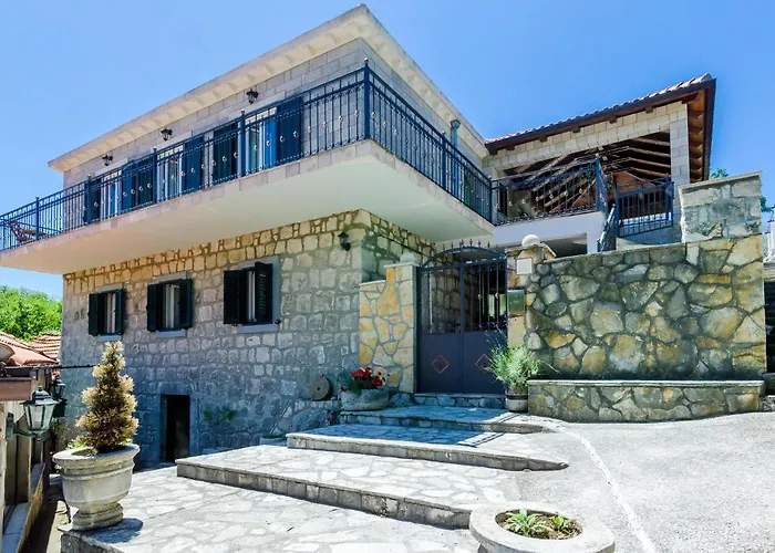 Дом отдыха Beautiful In With Wifi