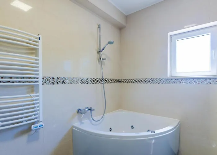 Дом отдыха Beautiful In With Wifi Gromaca