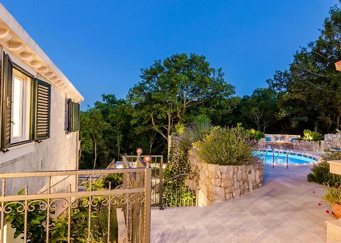 Beautiful In With Wifi Дом отдыха Gromaca